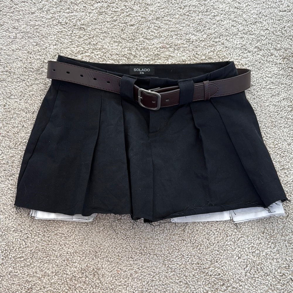 SOLADO Black Pleated Mini Skirt with Belt